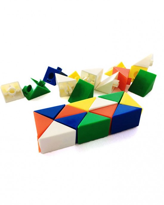 Triangle Linking Cubes Set 